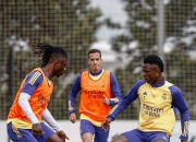 英雄联盟总决赛直播-马德里城市大混战，胜负难以预测