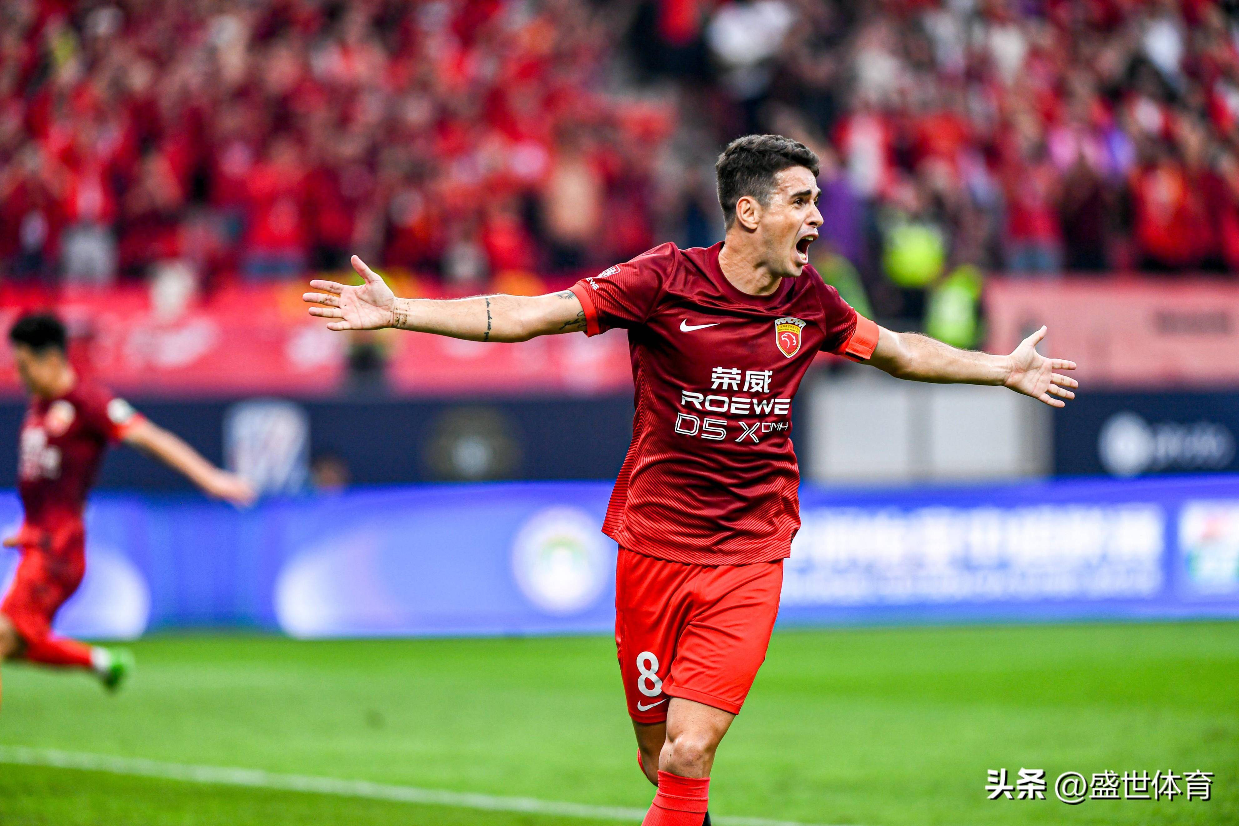 中超联赛争夺最佳射手热火朝天