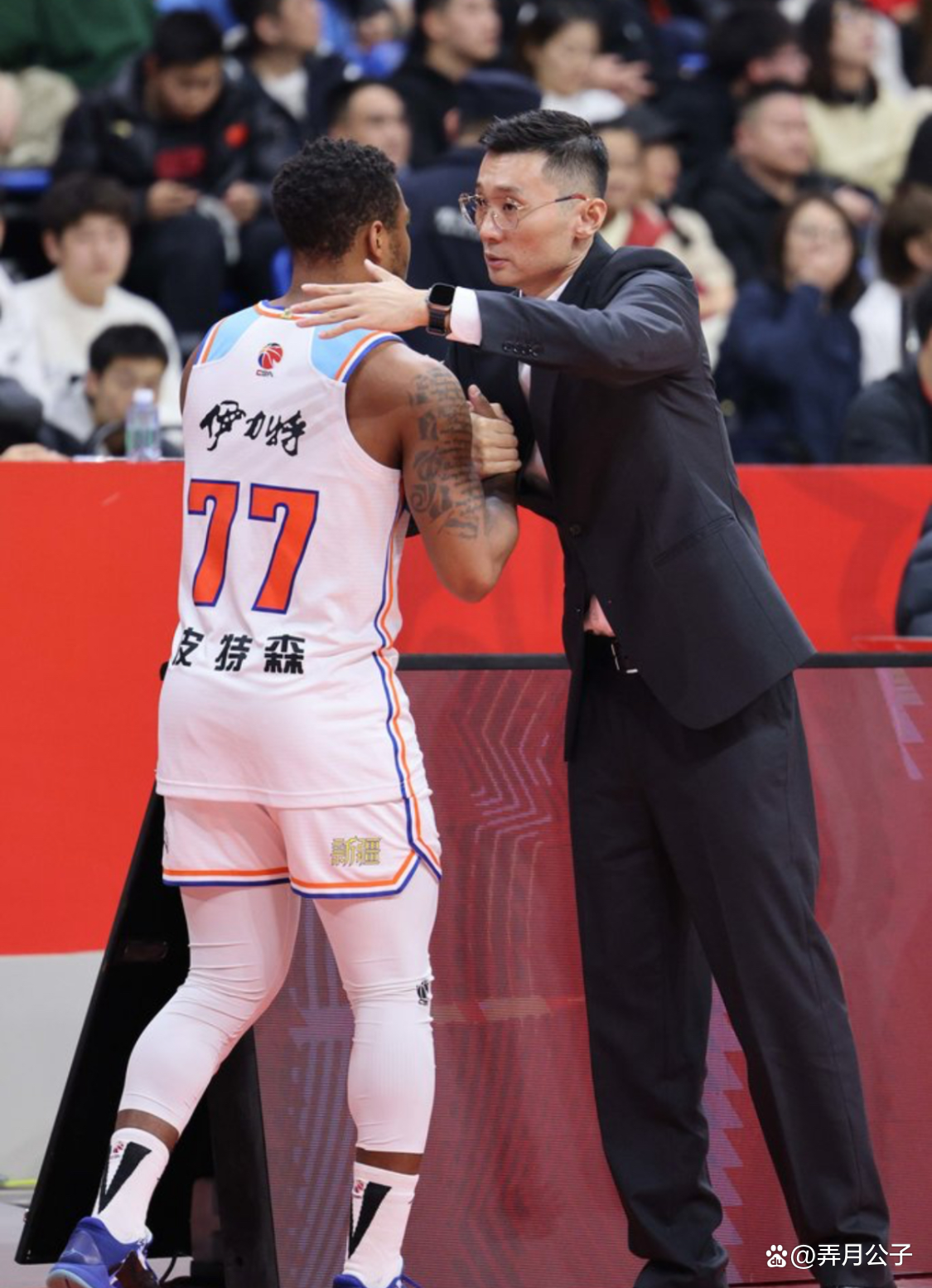 骑士鏖战新疆队，王哲林扛起全队