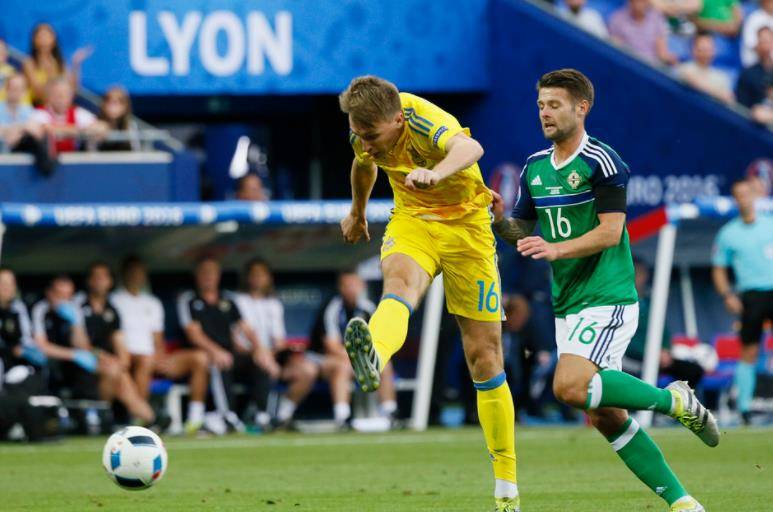 乌克兰队胜出年欧洲国家杯四分之一决赛 乌克兰队胜出年欧洲国家杯四分之一决赛