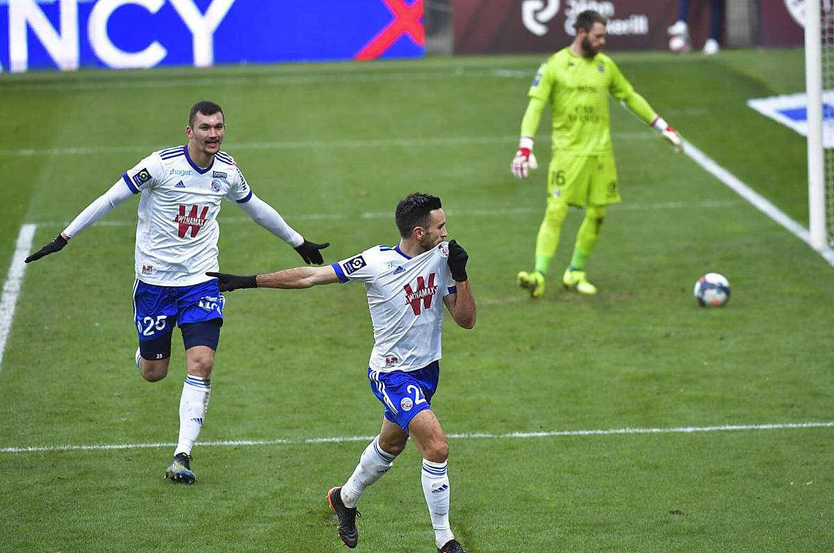 斯特拉斯堡不敌对手，遭遇低迷