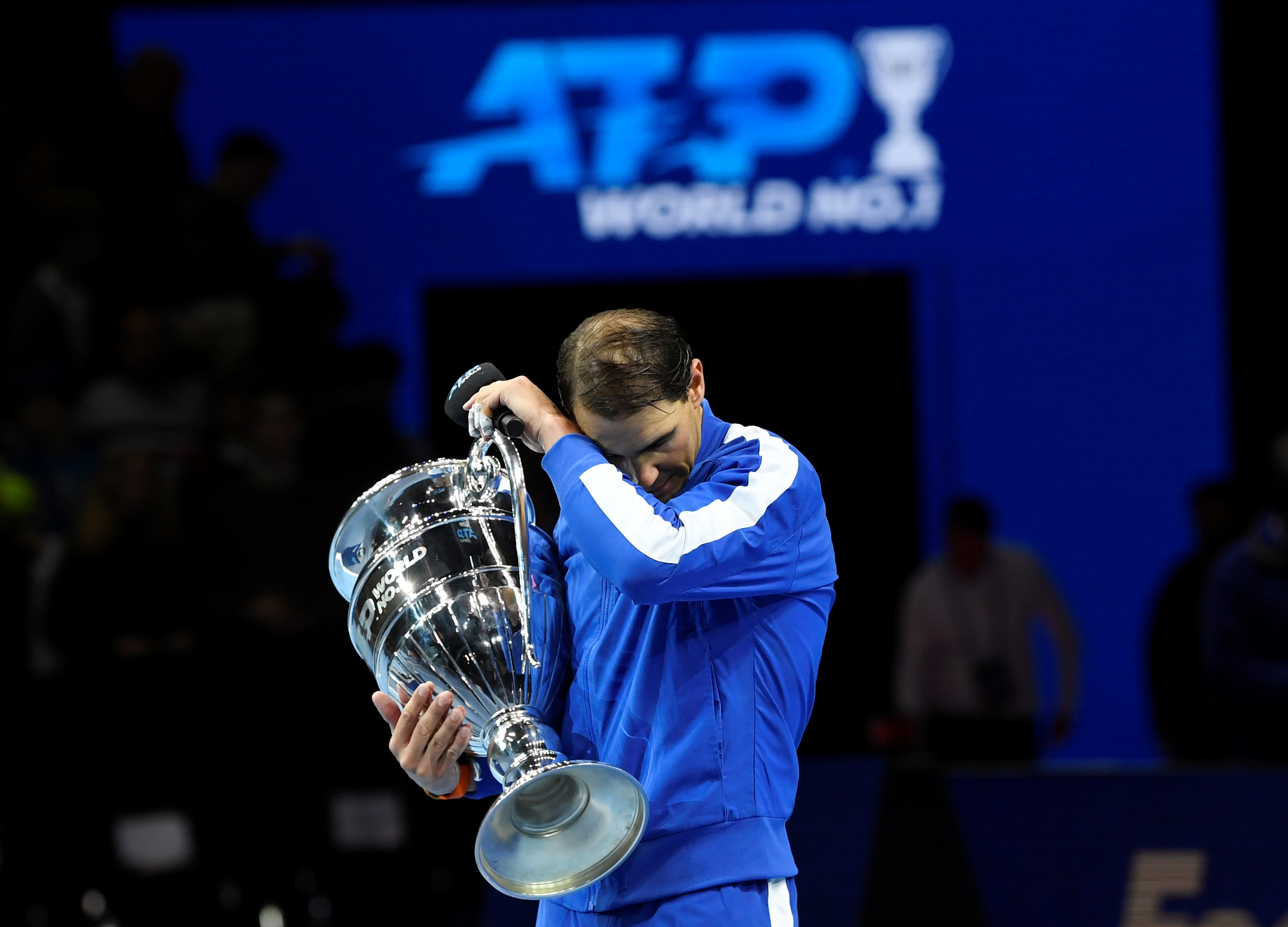 ATP总决赛险胜年终总决赛，纳达尔点燃赛场