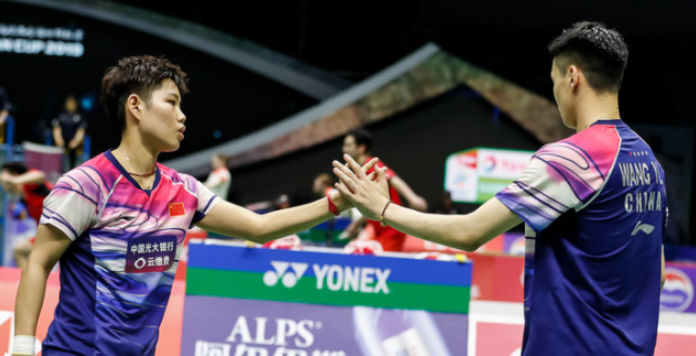 印尼队碾压日本队，黄鸭组合带队取胜