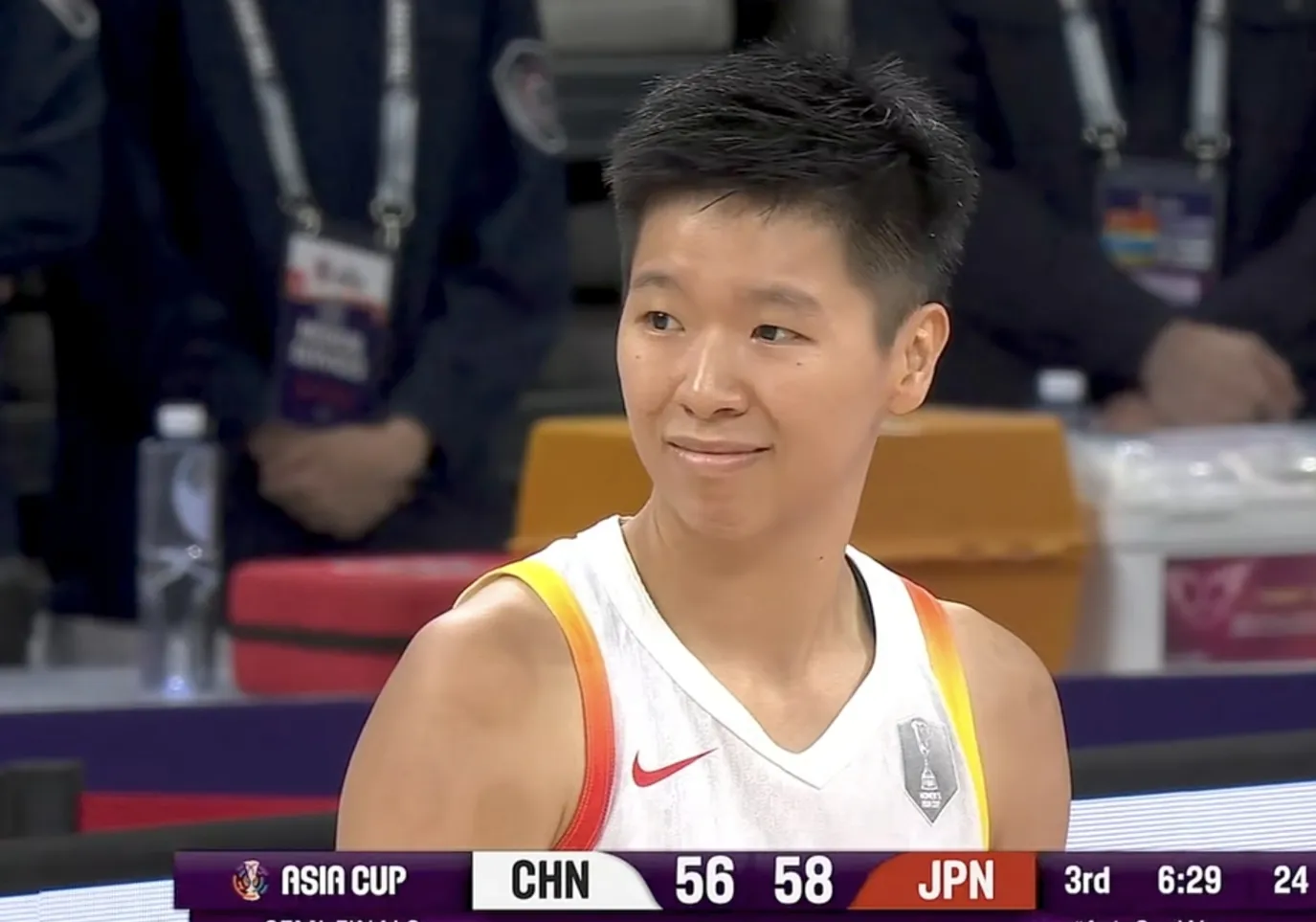 中国队完胜日本队，梁靖崑刷新纪录