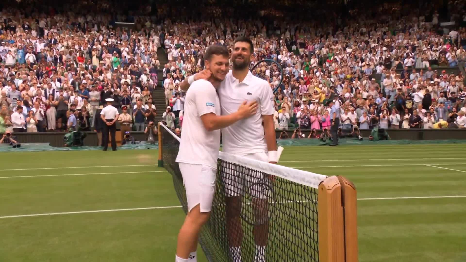 温网鏖战联合杯，德约科维奇统治全场