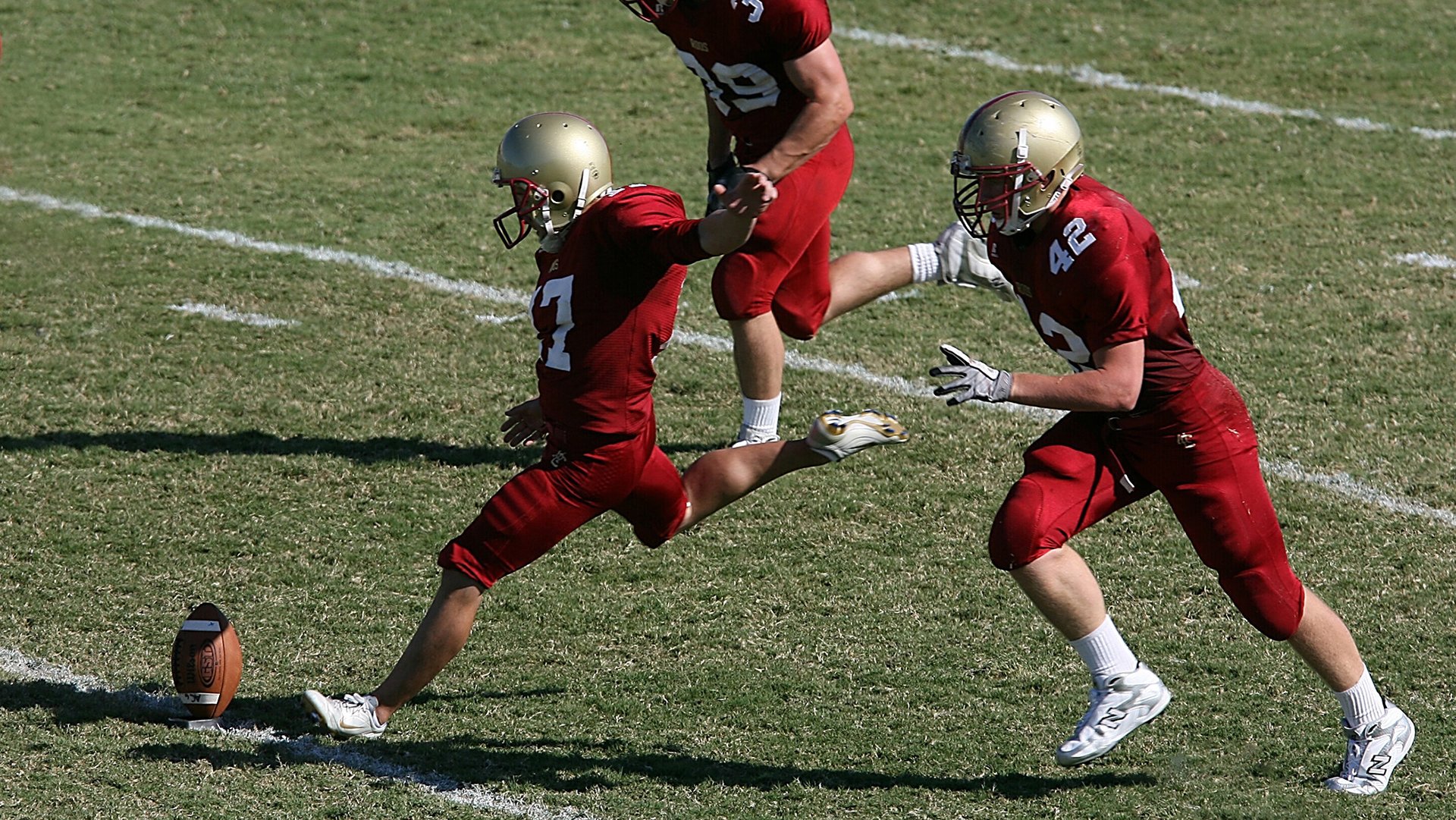 当东方明珠遇见午夜鹰啸，恩比德在上海滩写下两万分传奇
