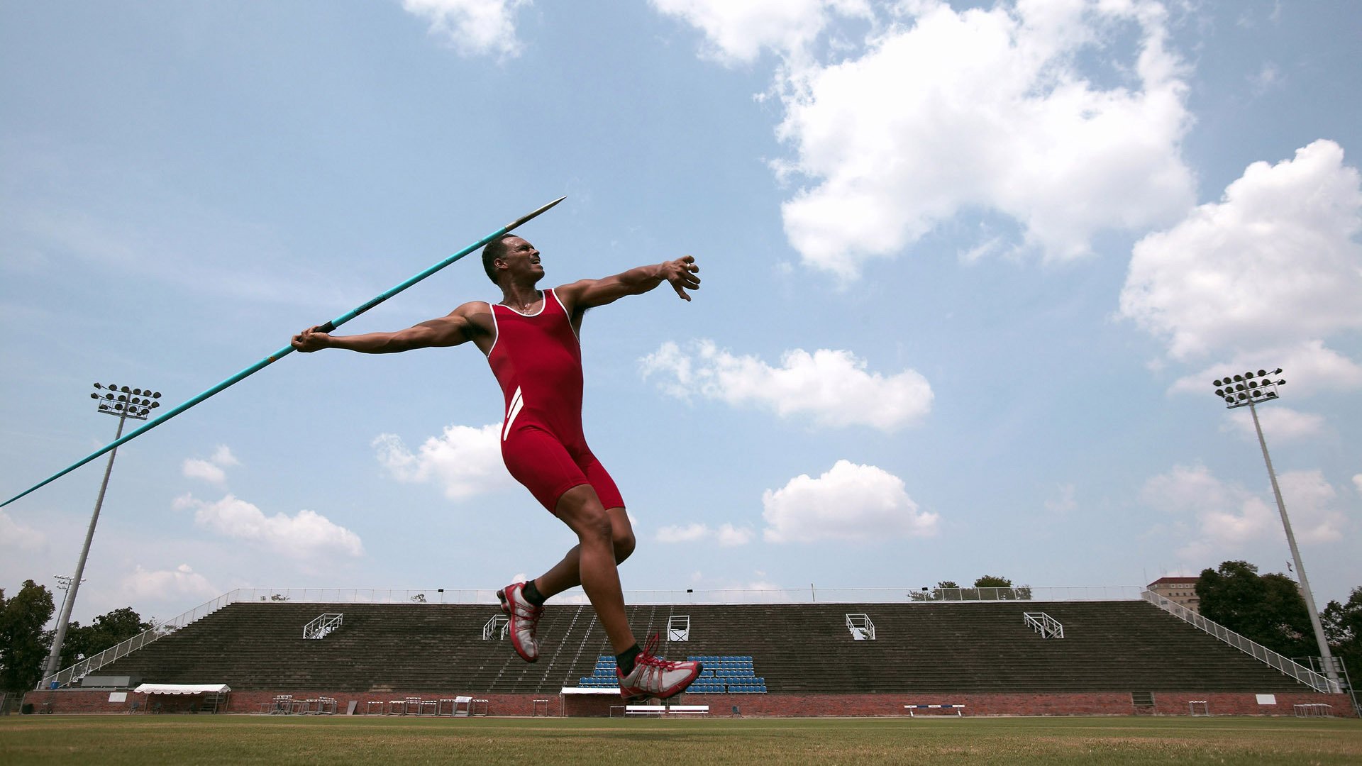 枪炮与盾牌，若日尼奥的魔法与韩国的钢铁意志