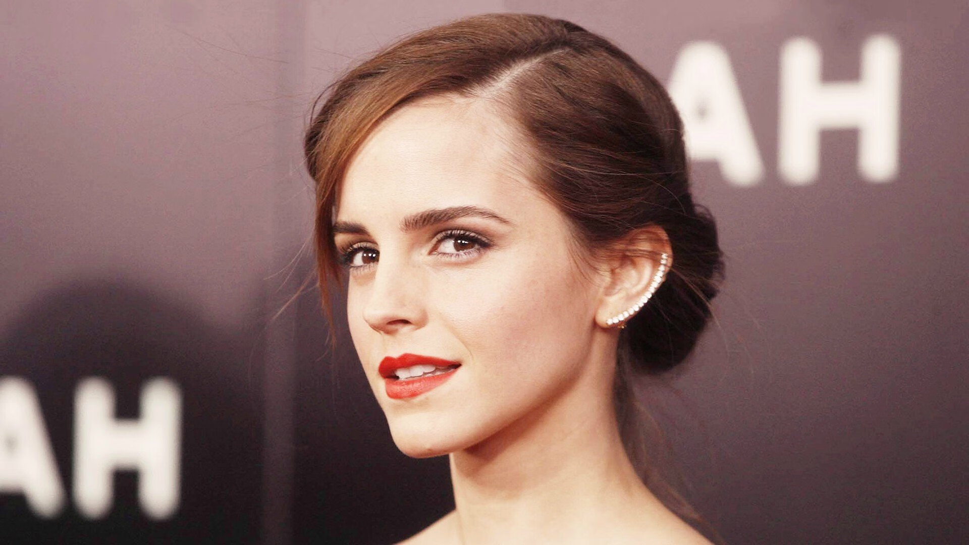 当曼城蓝遇上雷鬼黄，平行宇宙中穆勒的冠军级造梦