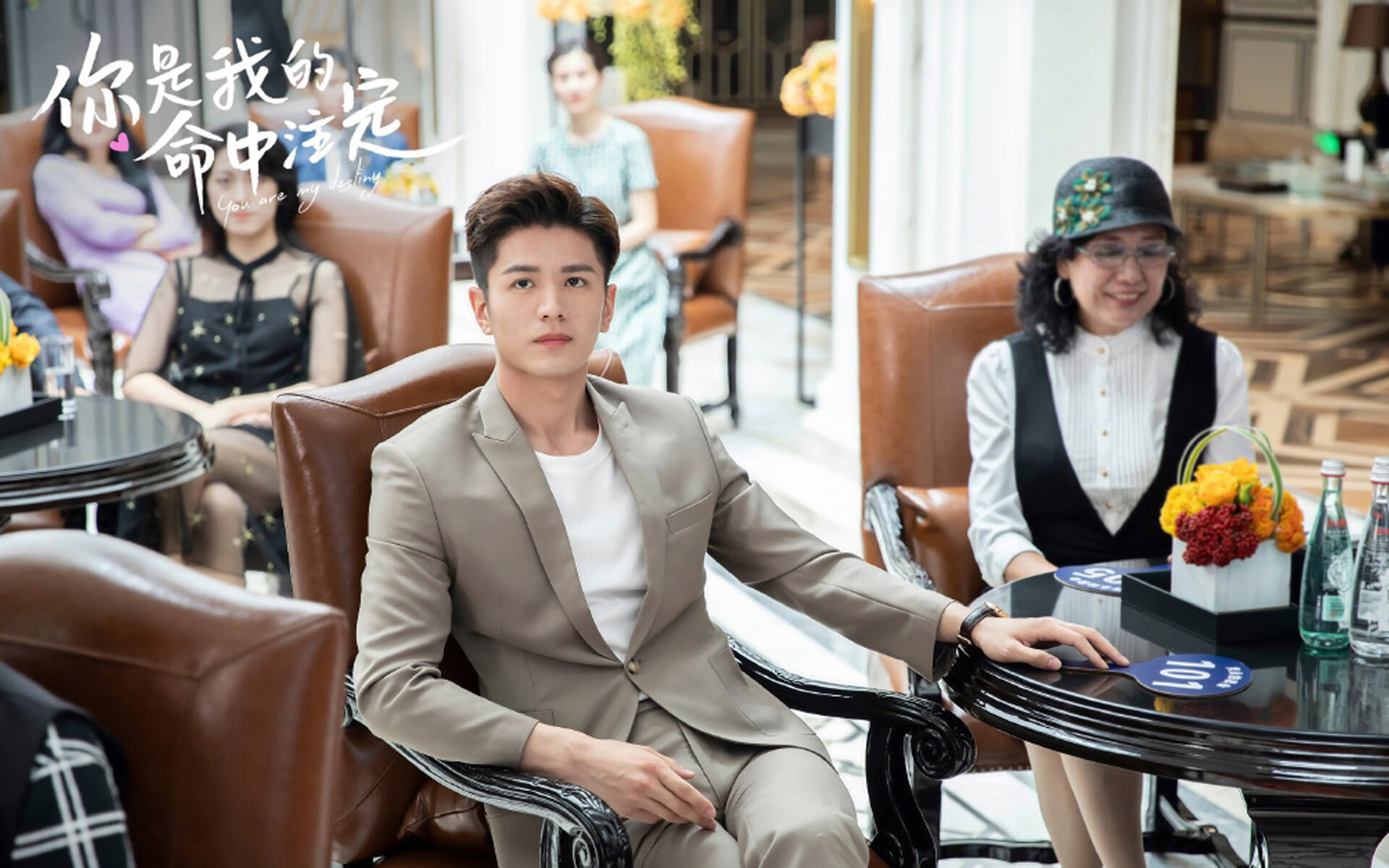 紫金军破盾记，小贾伦三节独揽20分，湖人力克奇才背后的一把新钥匙