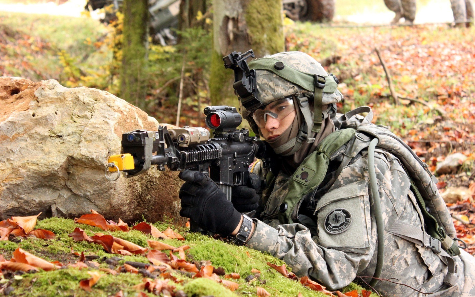 美加墨世界杯焦点战热潮中，马刺掀翻老鹰的篮球逆袭风暴